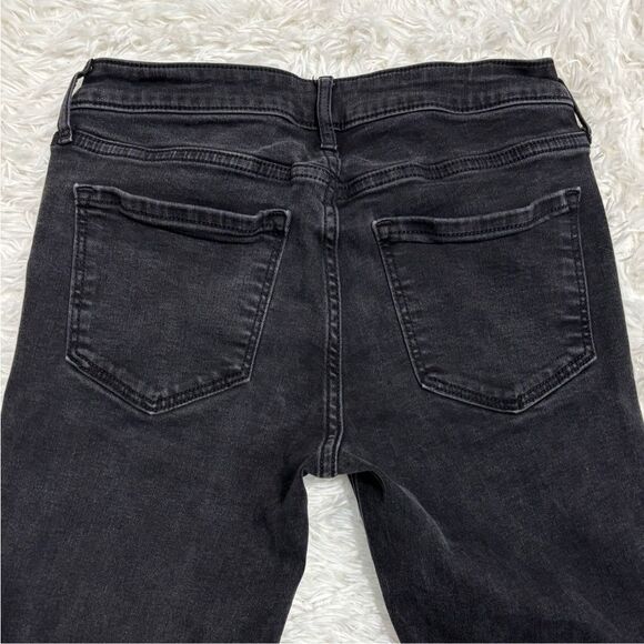 Old Navy Rockstar Mid-Rise Super Skinny Jeans Sz 6 Womens 25” Inseam Faded Black - Picture 10 of 11